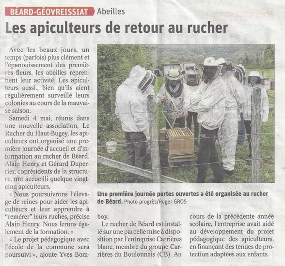 apiculteurs de retour au rucher